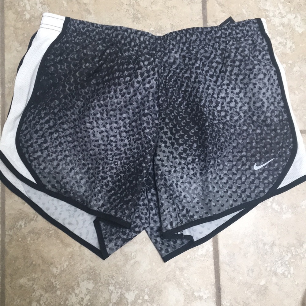 Nike dri-fit shorts (size XS)